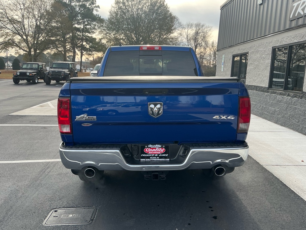 2014 Ram 1500 SLT photo 4