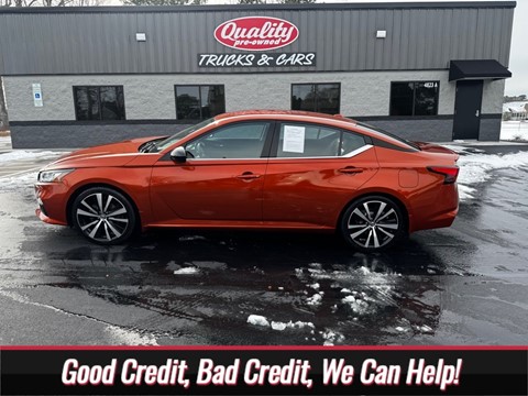 2019 NISSAN ALTIMA SR