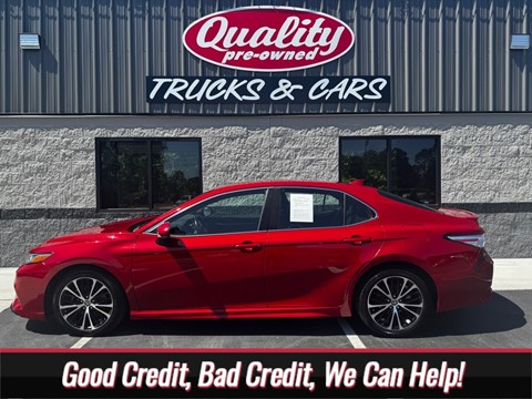 2020 TOYOTA CAMRY SE