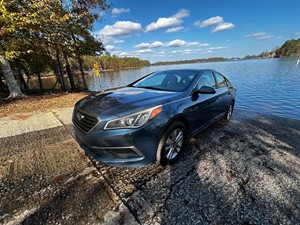 2016 Hyundai Sonata SE  for sale by dealer