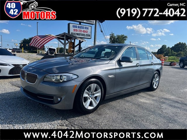 BMW 5-Series 528i in Willow Springs