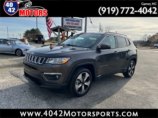 Jeep Compass Latitude FWD in Willow Springs