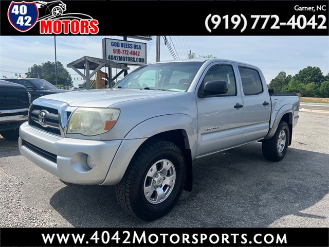Toyota Tacoma Double Cab V6 Auto 4WD in Willow Springs