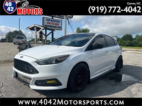 2017 Ford Focus ST Hatch