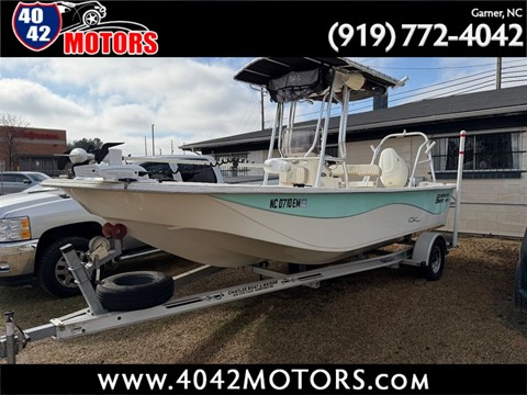 2019 Carolina Skiff 218 DLV T-Top