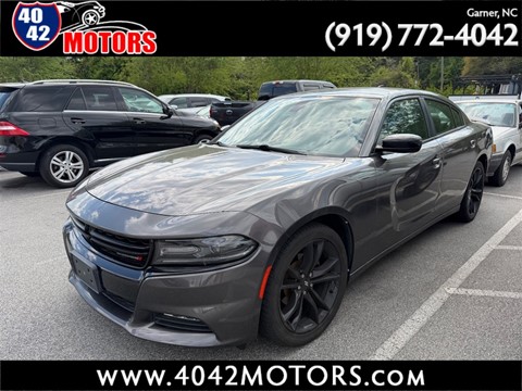 2017 Dodge Charger SXT