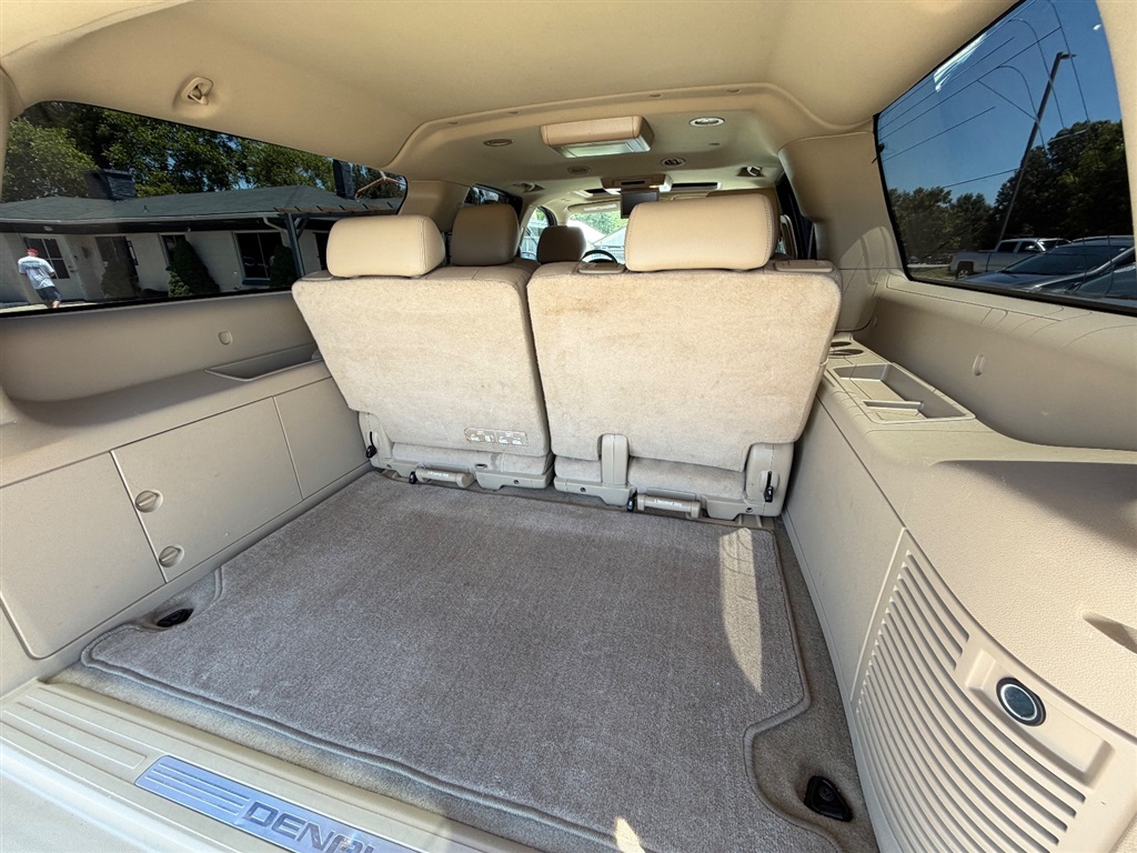 2014 GMC Yukon XL Denali - Photo 17