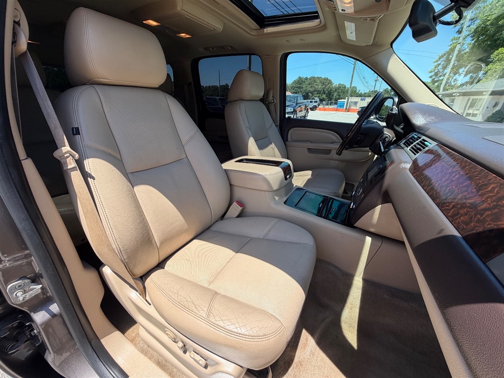 2014 GMC Yukon XL Denali - Photo 23