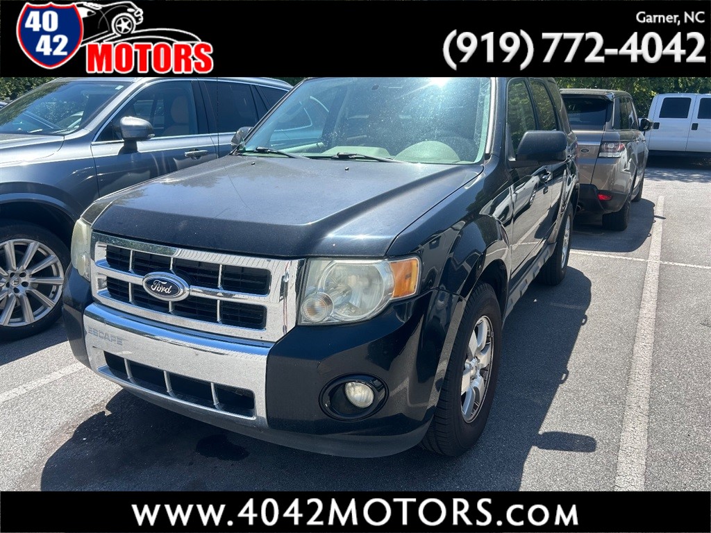 2012 Ford Escape Limited's photo