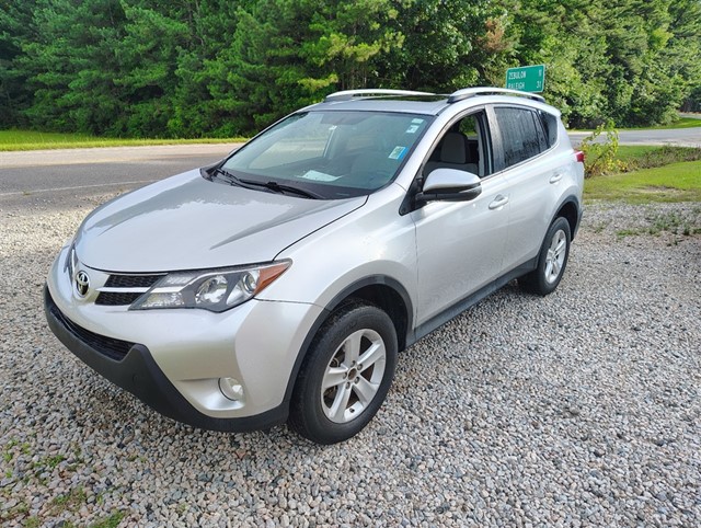 Toyota RAV4 XLE FWD in Spring Hope