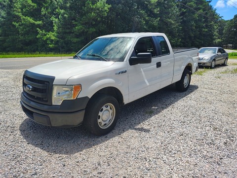 2013 Ford F-150 XL SuperCab 6.5-ft. Bed 2WD