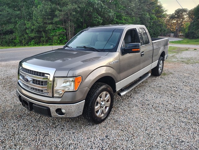 Ford F-150 XLT SuperCab 8-ft. Bed 2WD in Spring Hope