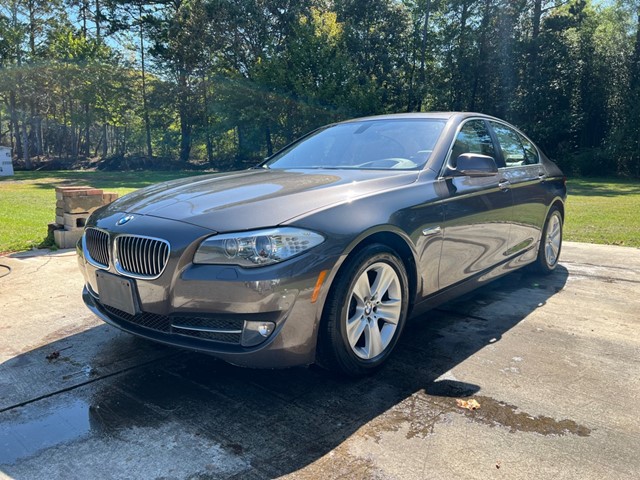 BMW 528 XI in East Bend