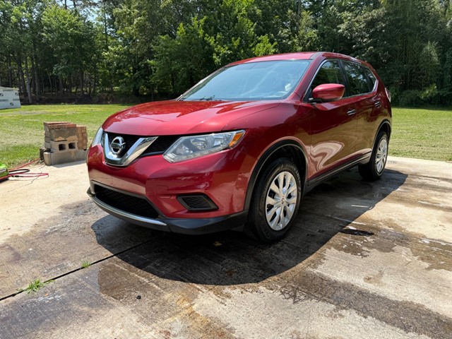 NISSAN ROGUE S in East Bend