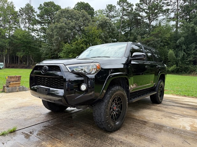 TOYOTA 4RUNNER SR5 in East Bend