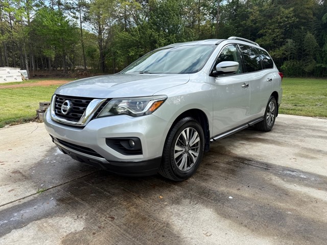 NISSAN PATHFINDER SV in East Bend