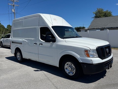 2017 Nissan NV Cargo 2500 HD SV V6 High Roof