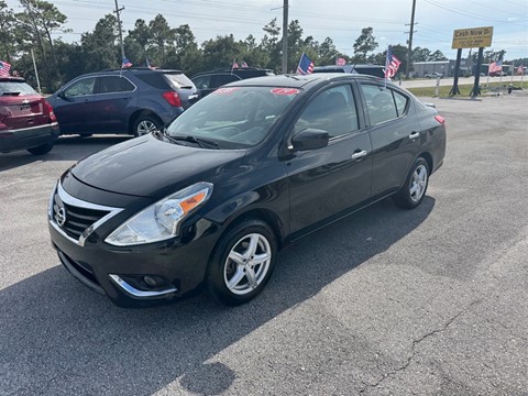 2019 Nissan Versa 1.6 SV Sedan