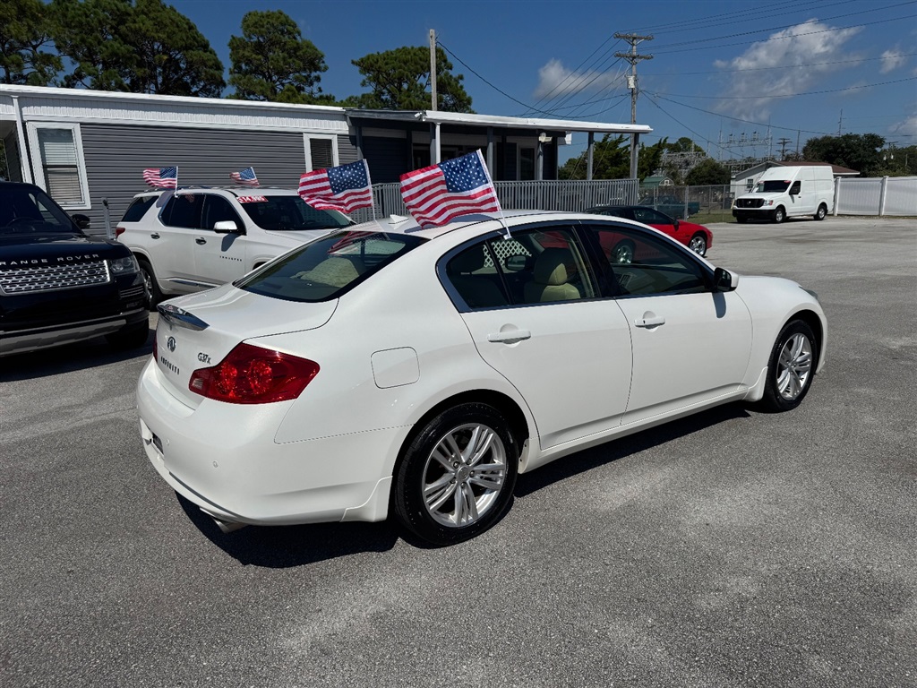2011 Infiniti G37 photo 6
