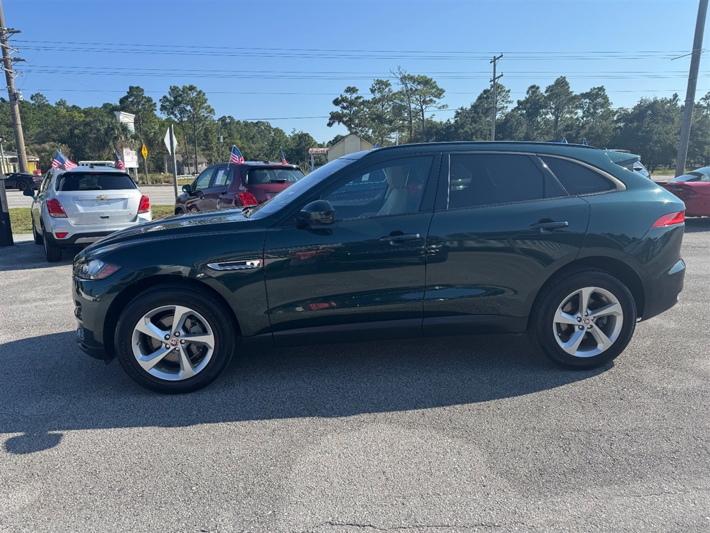 2017 Jaguar F-PACE Premium photo 2