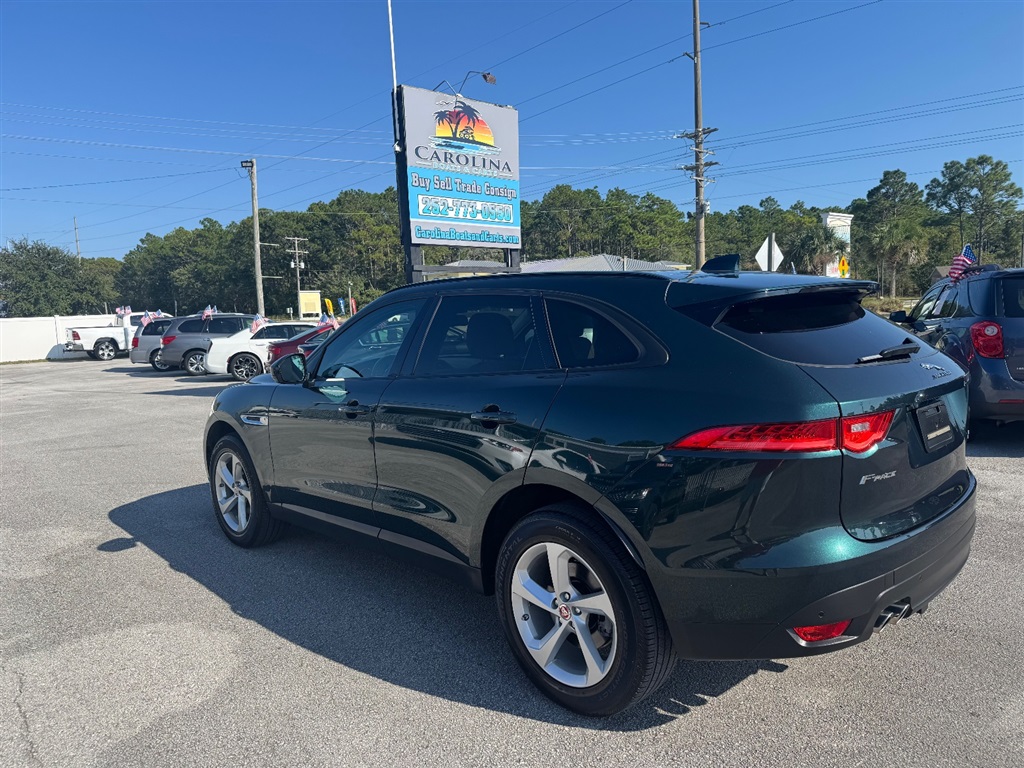 2017 Jaguar F-PACE Premium photo 3