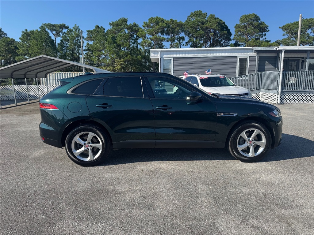 2017 Jaguar F-PACE Premium photo 6