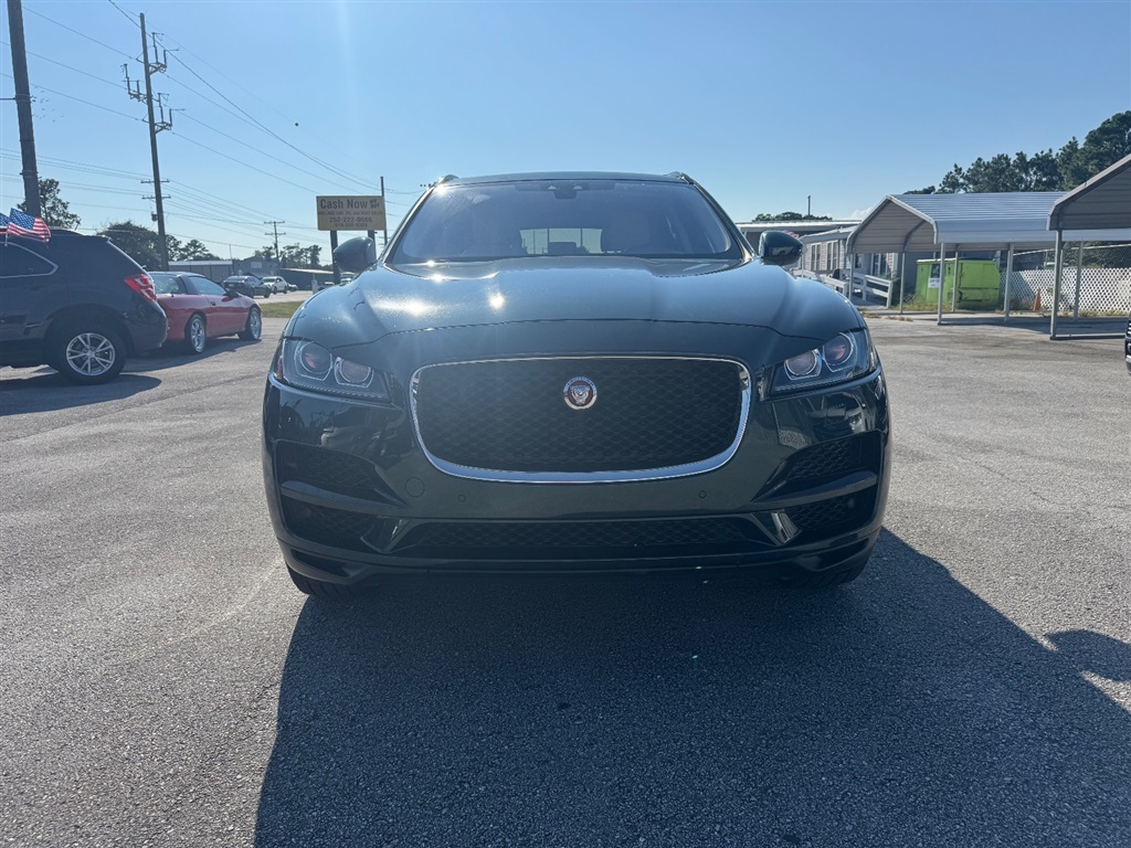 2017 Jaguar F-PACE Premium photo 8