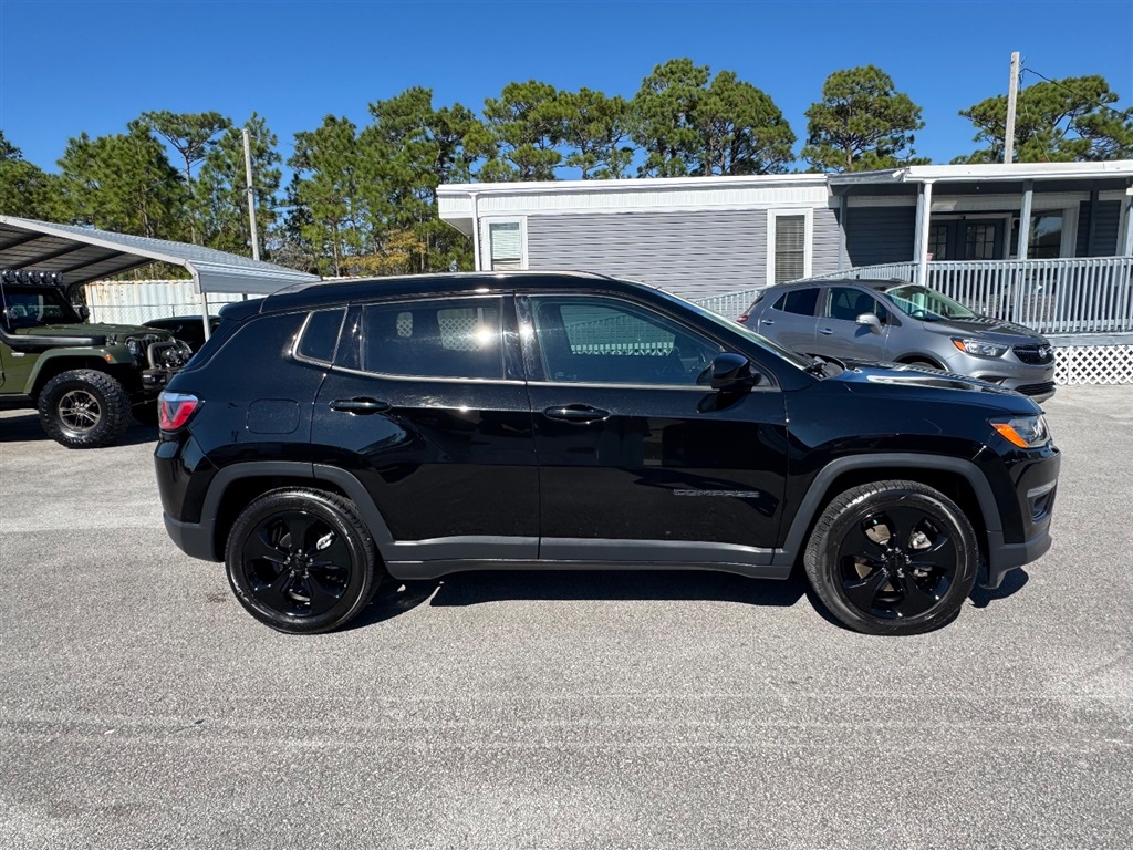 2020 Jeep Compass North Edition Latitude photo 2