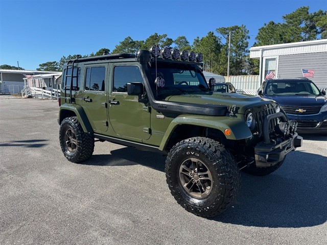 Jeep Wrangler Unlimited Sahara 4WD in Newport