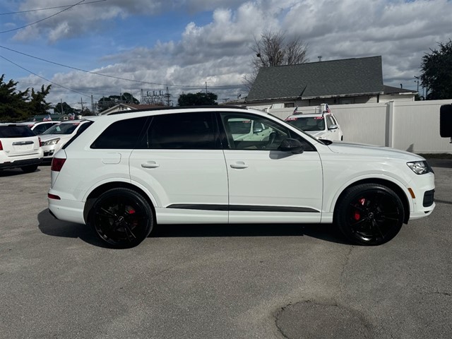 2019 Audi Q7 Prestige's photo