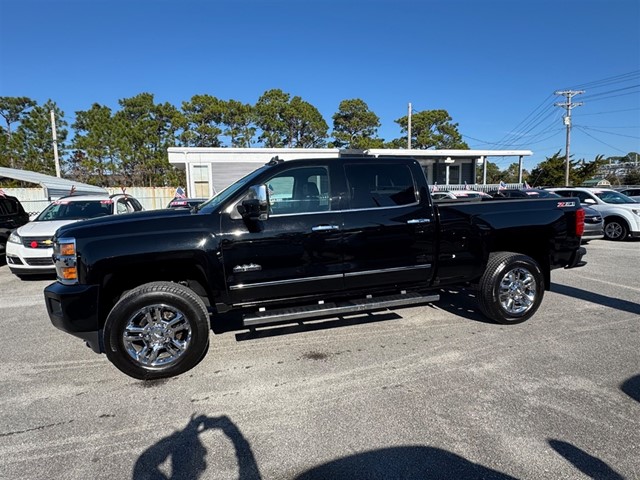 2015 Chevrolet Silverado 2500HD High Country's photo