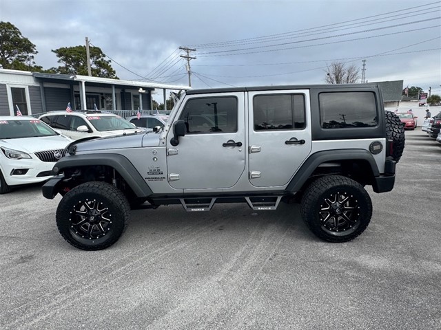 2014 Jeep Wrangler Unlimited Sport's photo