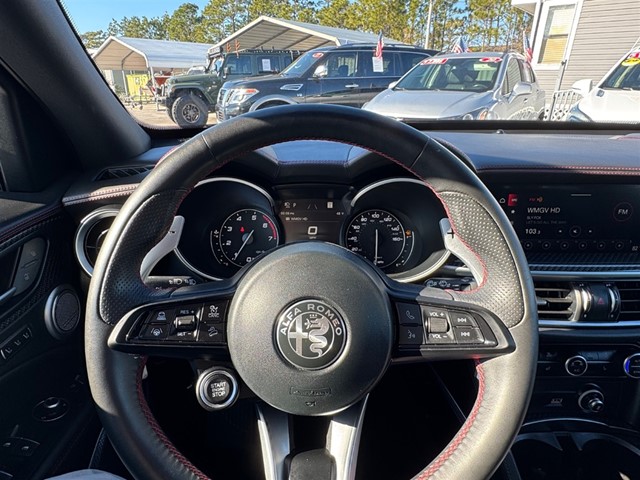 2023 Alfa Romeo Stelvio Estrema - Photo 15
