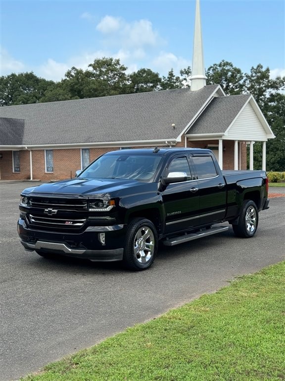 CHEVROLET SILVERADO K1500 LTZ in Mt Airy