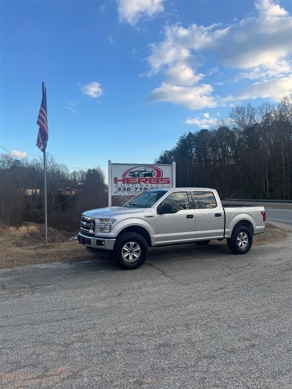 FORD F150 SUPERCREW in Mt Airy