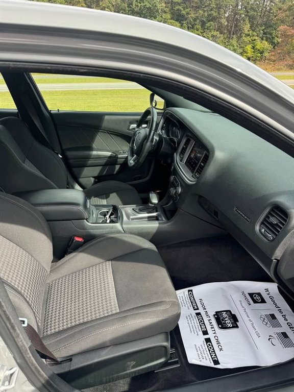 2019 Dodge Charger GT photo 2