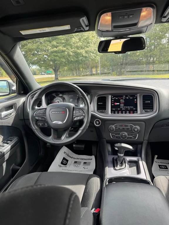 2019 Dodge Charger GT photo 4