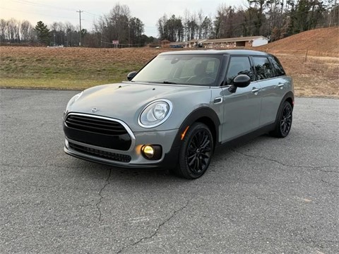 2019 Mini Clubman Base