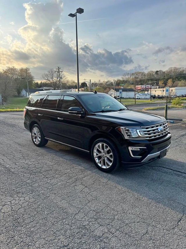 Ford Expedition Limited 4WD in Mt Airy