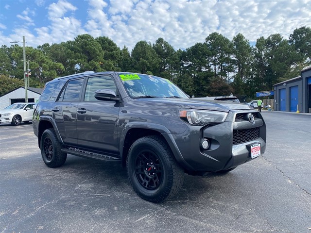 Toyota 4runner SR5 4WD in Wilmington