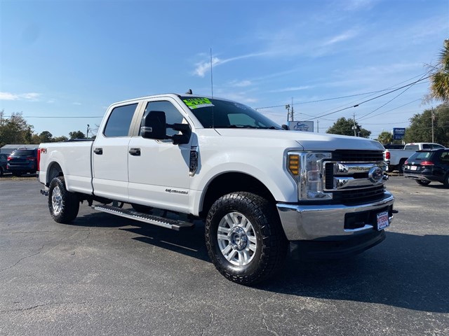 Ford F-350 STX Crew Cab 4WD in Wilmington