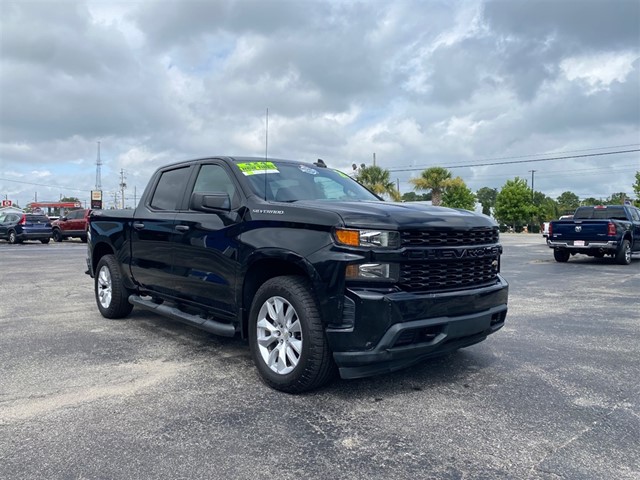 Chevrolet Silverado Custom Crew Cab 4WD in Wilmington