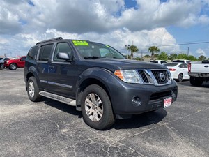 Picture of a 2011 Nissan Pathfinder Silver Edition 4WD