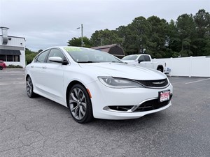 Picture of a 2016 Chrysler 200 C