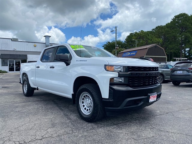 Chevrolet Silverado 1500 Crew Cab 4WD in Wilmington