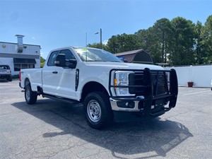 Picture of a 2023 Ford F-250 Supercab 4WD