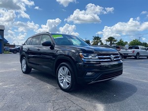 Picture of a 2019 Volkswagen Atlas SE Tech