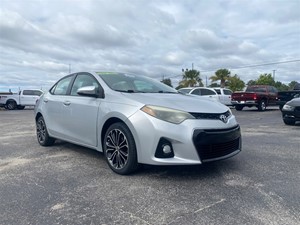 Picture of a 2016 Toyota Corolla S