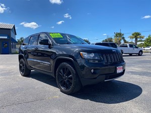 Picture of a 2013 Jeep Grand Cherokee 4WD