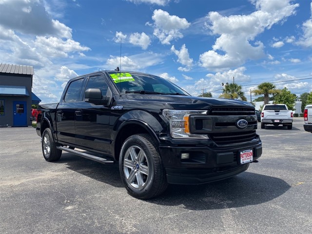 Ford F-150 XLT Supercrew FX4 4WD in Wilmington